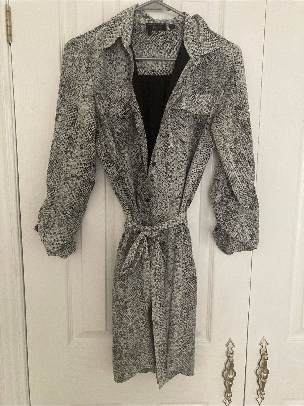 Dex Black and White Snake-Print Long Sleeve Shirt Dress